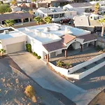Lake Havasu City Paradise With Private Pool And Patio!