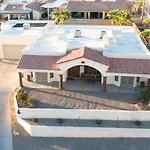 Lake Havasu City Paradise With Private Pool And Patio!