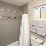 New! Family Lake Havasu Home Close To Off-Roading And London Bridge!