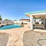 Charming Lake Havasu Home 2 Mi To Body Beach!
