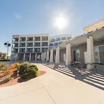 Heat Hotel