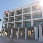 Heat Hotel