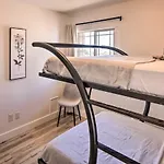 Lake Havasu Pad With Optionally Heated Pool!