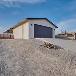 A Wave From It All - Pet & Family Friendly Home With Beautiful Views!
