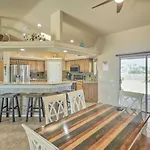 Lake Havasu Getaway About 2 Mi To London Bridge!