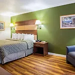 Rodeway Inn & Suites