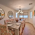 Pet-Friendly Lake Havasu Gem Pool And Game Room