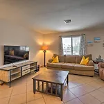Lake Havasu Home With Heated Pool About 1 Mi To Water