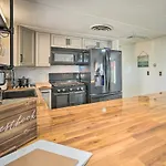 Cozy Lake Havasu City Getaway With Lake Views!