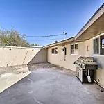 Lake Havasu Family Retreat With Patio And Game Room