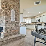 Lake Havasu Family Retreat With Patio And Game Room
