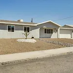 Arizona Getaway With Patio - 2 Mi To Lake Havasu!