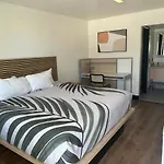 Sway Hotel