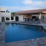 Terrific Townhouse-Natuical Estates!