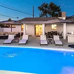 Havalovely Stay - Pool . Smart Tv . Central