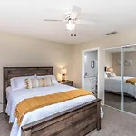 Havalovely Stay - Pool . Smart Tv . Central