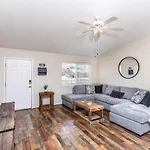 Havalovely Stay - Pool . Smart Tv . Central