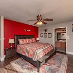 Anchor House - Pool Spa Game Room Sleeps 22