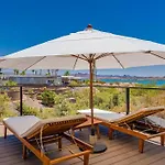 Lakeside Luxury - Sams Beachcomber Lake Access