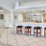 Inviting Home With Lake View 2 Mi To Lake Havasu!