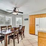 Inviting Home With Lake View 2 Mi To Lake Havasu!