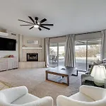 Inviting Home With Lake View 2 Mi To Lake Havasu!