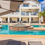 Lakeview Home Minute From New Launch With Pool And Spa