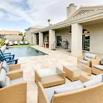 Lake Havasu City Escape With Pool, Patio And Grill!