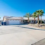 Cozy And Spacious Entire 5-Bedroom, 4-Fullbath Home Sleeps 14