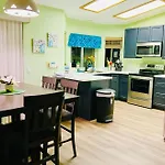 Cozy And Spacious Entire 5-Bedroom, 4-Fullbath Home Sleeps 14