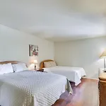 Central Condo In Lake Havasu City With Balcony!