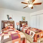 Pet-Friendly Lake Havasu City Home With Heated Pool!