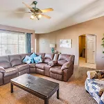 Pet-Friendly Lake Havasu Home With Pool And Hot Tub!