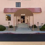1St Floor Condo In The Desert W/ Pool, Spa & Bbq