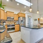 Lake Havasu City Home With Pool And Putting Green