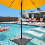Half Acre Resort With Abundant Amenities