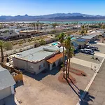 Large Lake Havasu Retreat With Private Heated Pool And Gameroom For Family Fun
