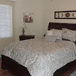 Trendy Southside Beauty With Rv Access
