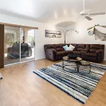 Breezing Southwind Boat Garage
