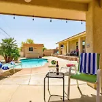 Rhythms Of Tom Tom Sparkling Pool