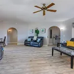 Coral Reef Lake House Adventure