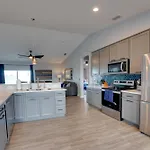 Newly Constructed Lake Havasu Home With Pool