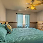 Lake Havasu Getaway With Patio - Hike, Swim, And Golf!