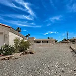 Elegant Lake Havasu Getaway With Pool - 3 Mi To Lake