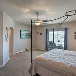 Home With Rooftop Balcony About 4 Mi To Lake Havasu!