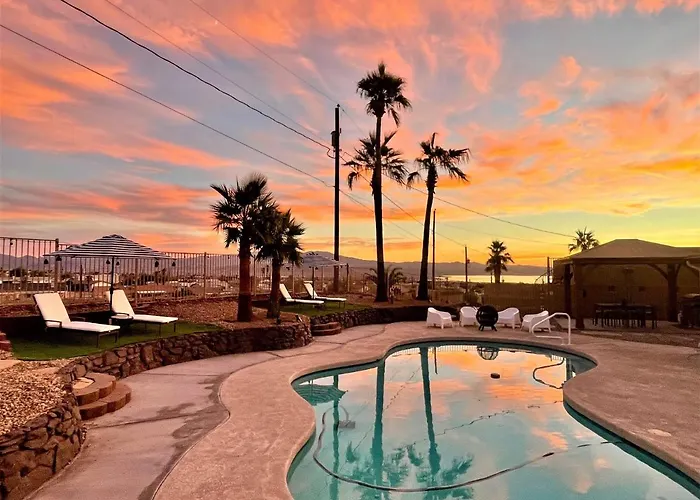 Trendy Desert Getaway Pool, Spa, Game Room