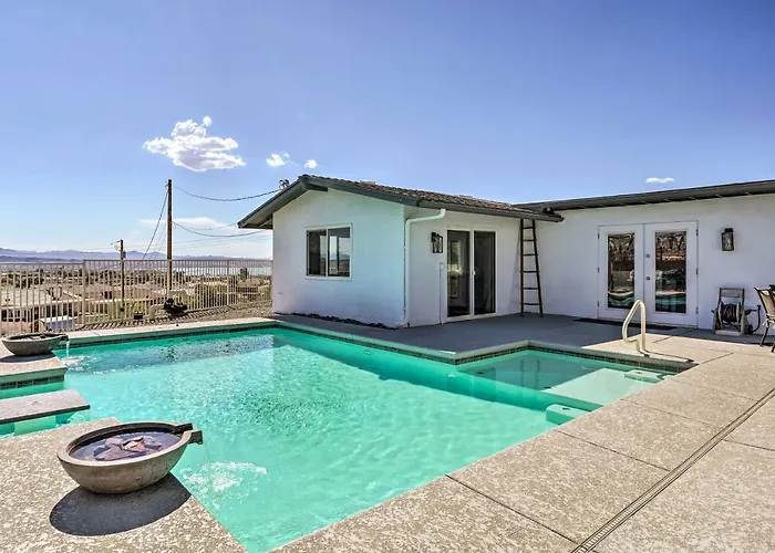 Sunny Lake Havasu City Abode With Pool And Grill!