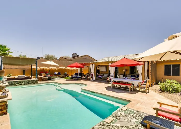 Lake Havasu City Oasis With Outdoor Pool And Hot Tub!