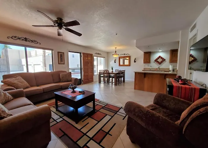 Terrific Townhouse-Natuical Estates!