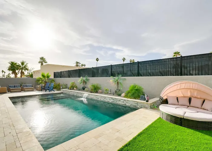 Lake Havasu City Escape With Pool, Patio And Grill!
